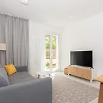 Апартаменты The Rose Garden