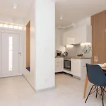 Апартаменты The Rose Garden *