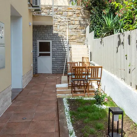 The Rose Garden Apartman