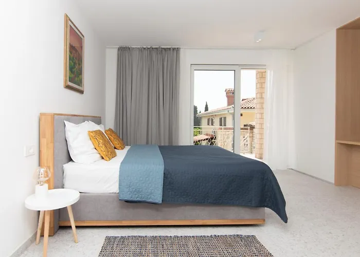 The Rose Garden Apartman *